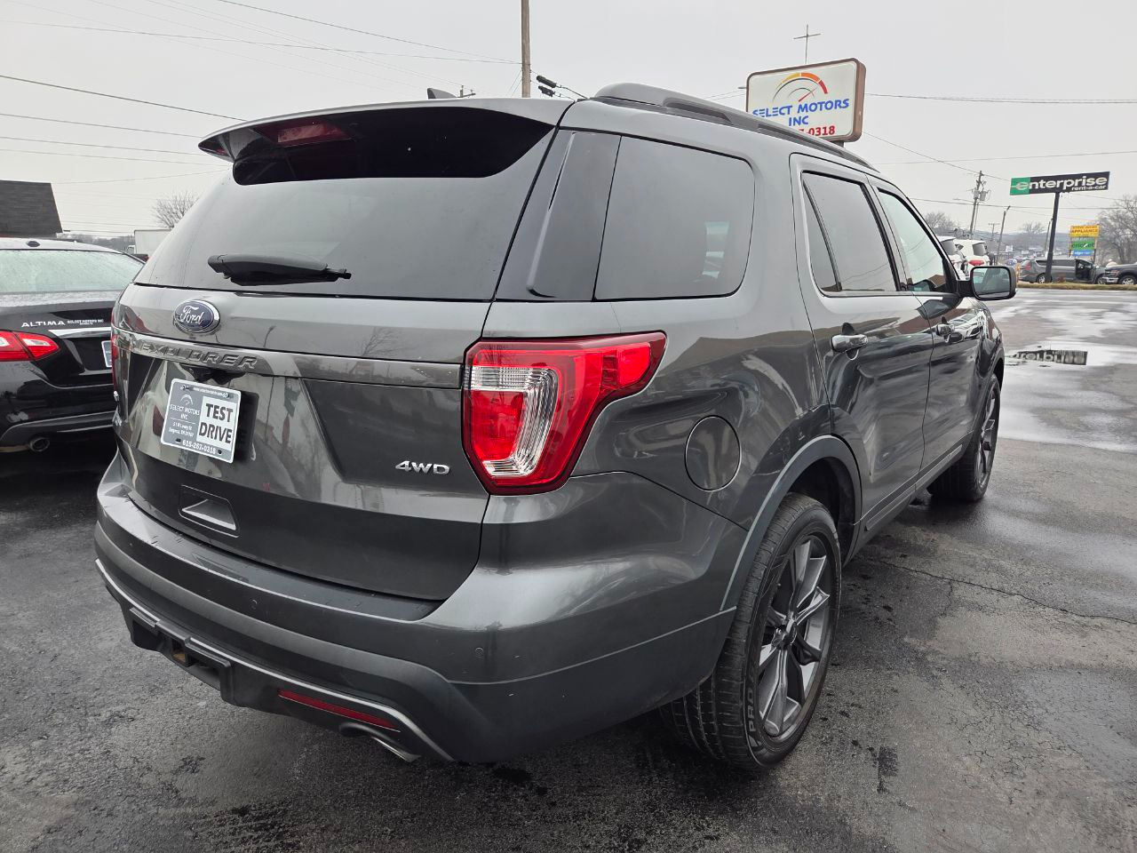 Ford Explorer XLT 4WD 2017
