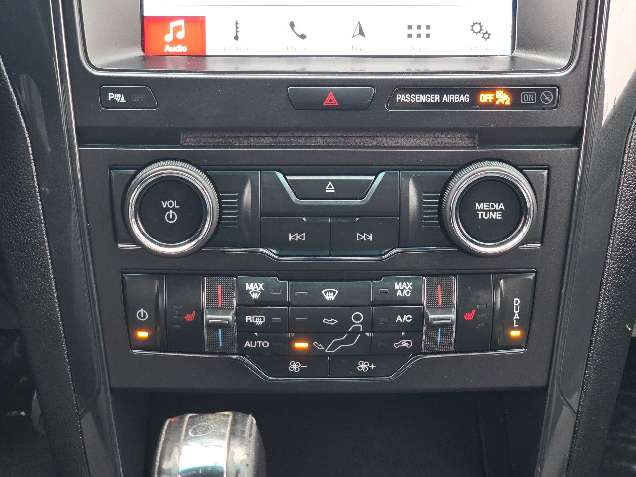 Ford Explorer XLT 4WD 2017