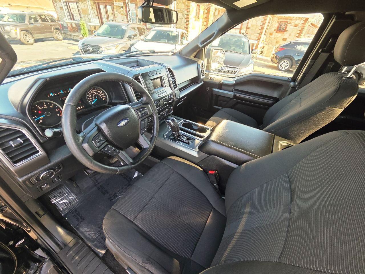 Ford F-150 XLT SuperCab 4WD 2016