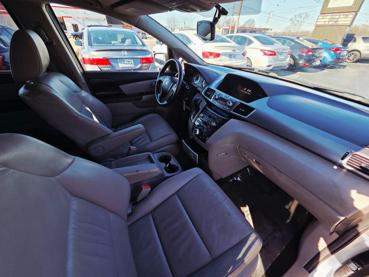 Honda Odyssey Touring 2013