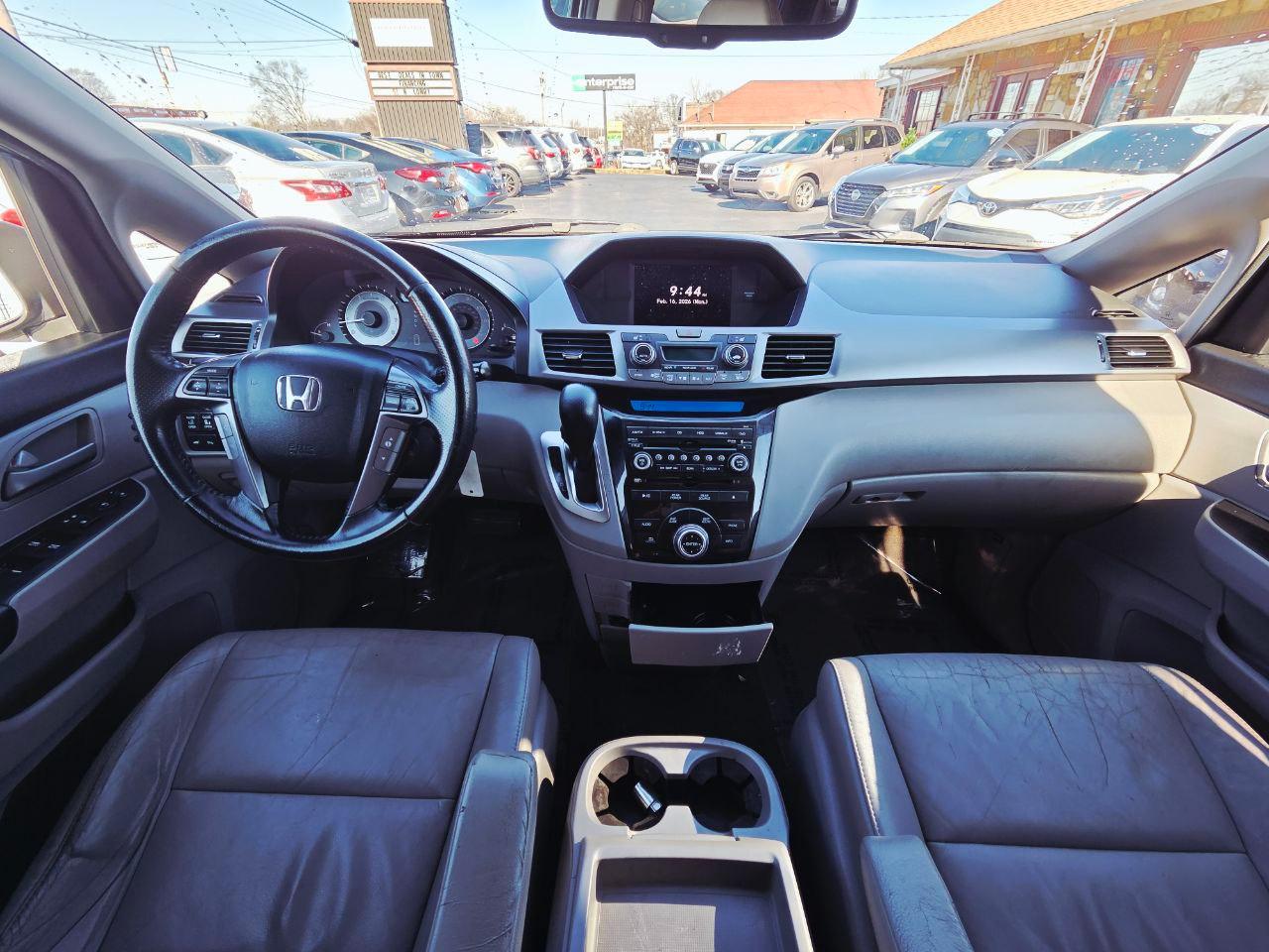 Honda Odyssey Touring 2013