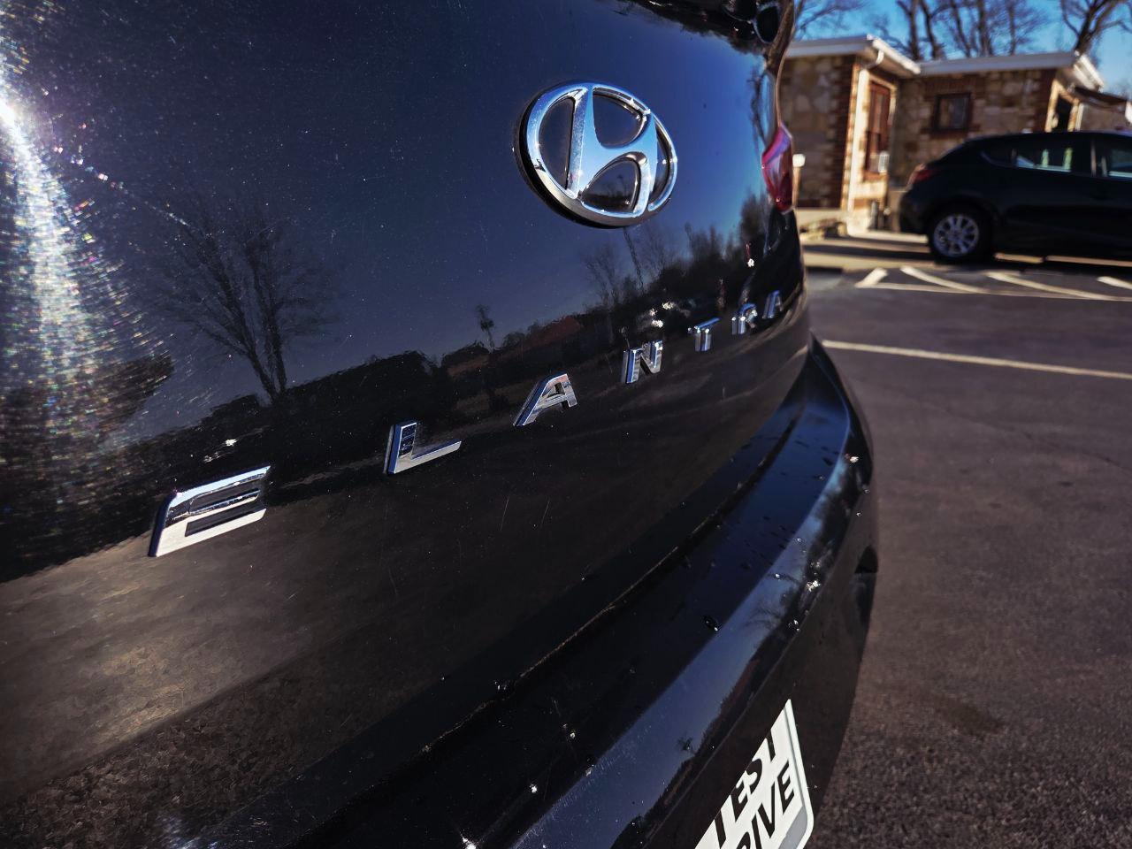 Hyundai Elantra Limited 2020