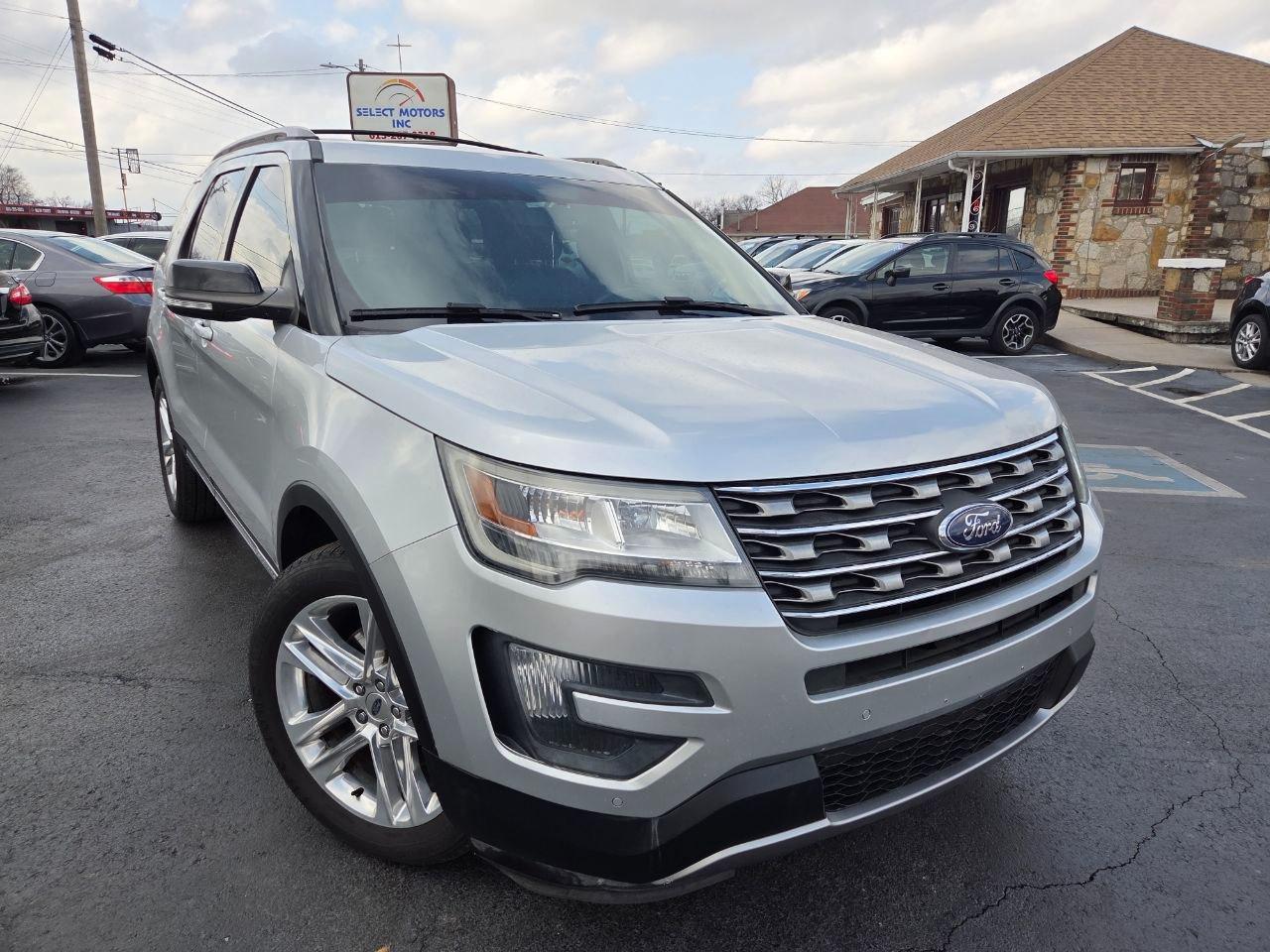 Ford Explorer XLT FWD 2016