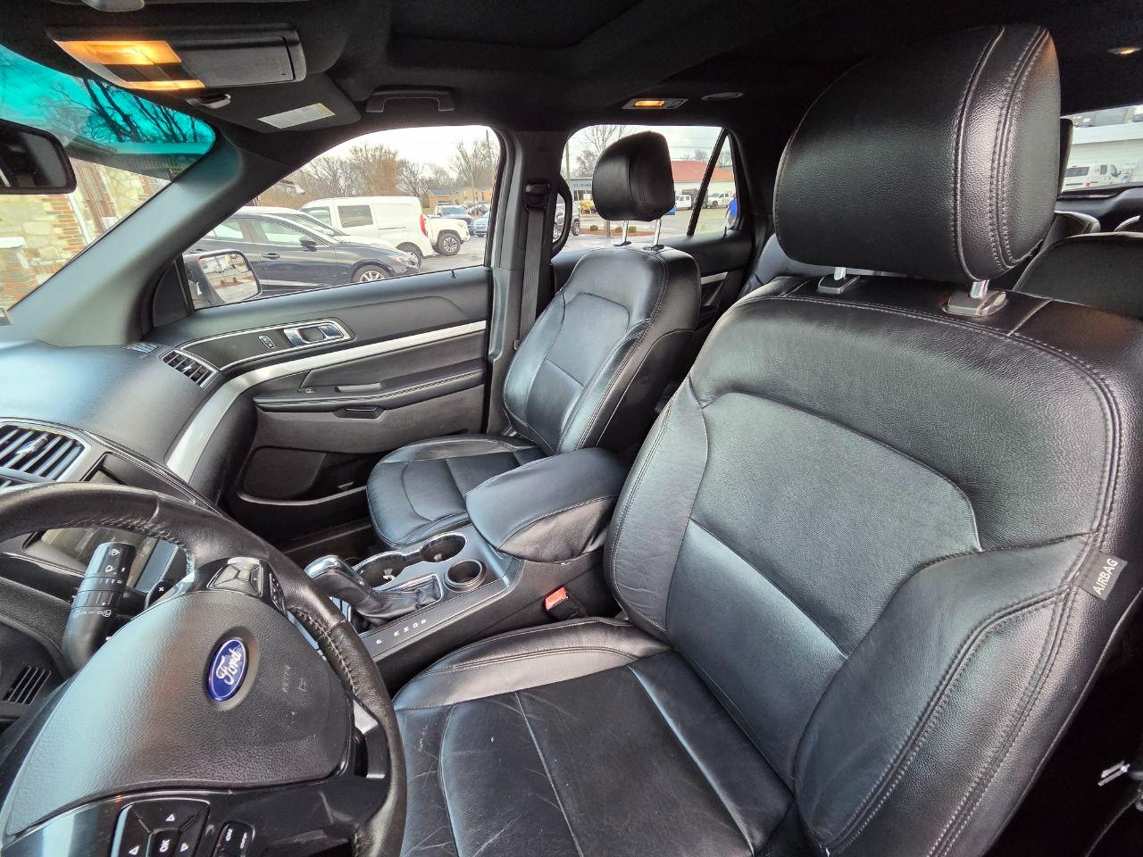 Ford Explorer XLT FWD 2016