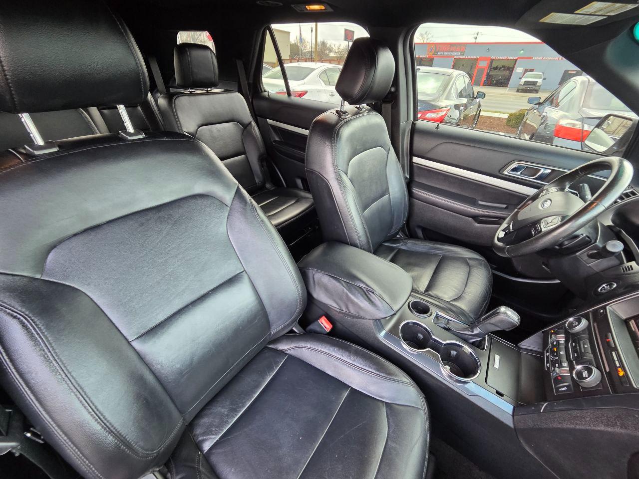 Ford Explorer XLT FWD 2016