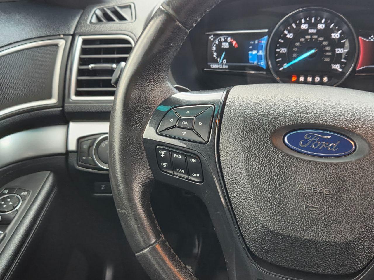 Ford Explorer XLT FWD 2016