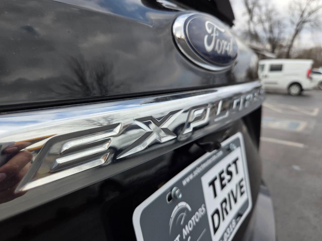 Ford Explorer Limited FWD 2017