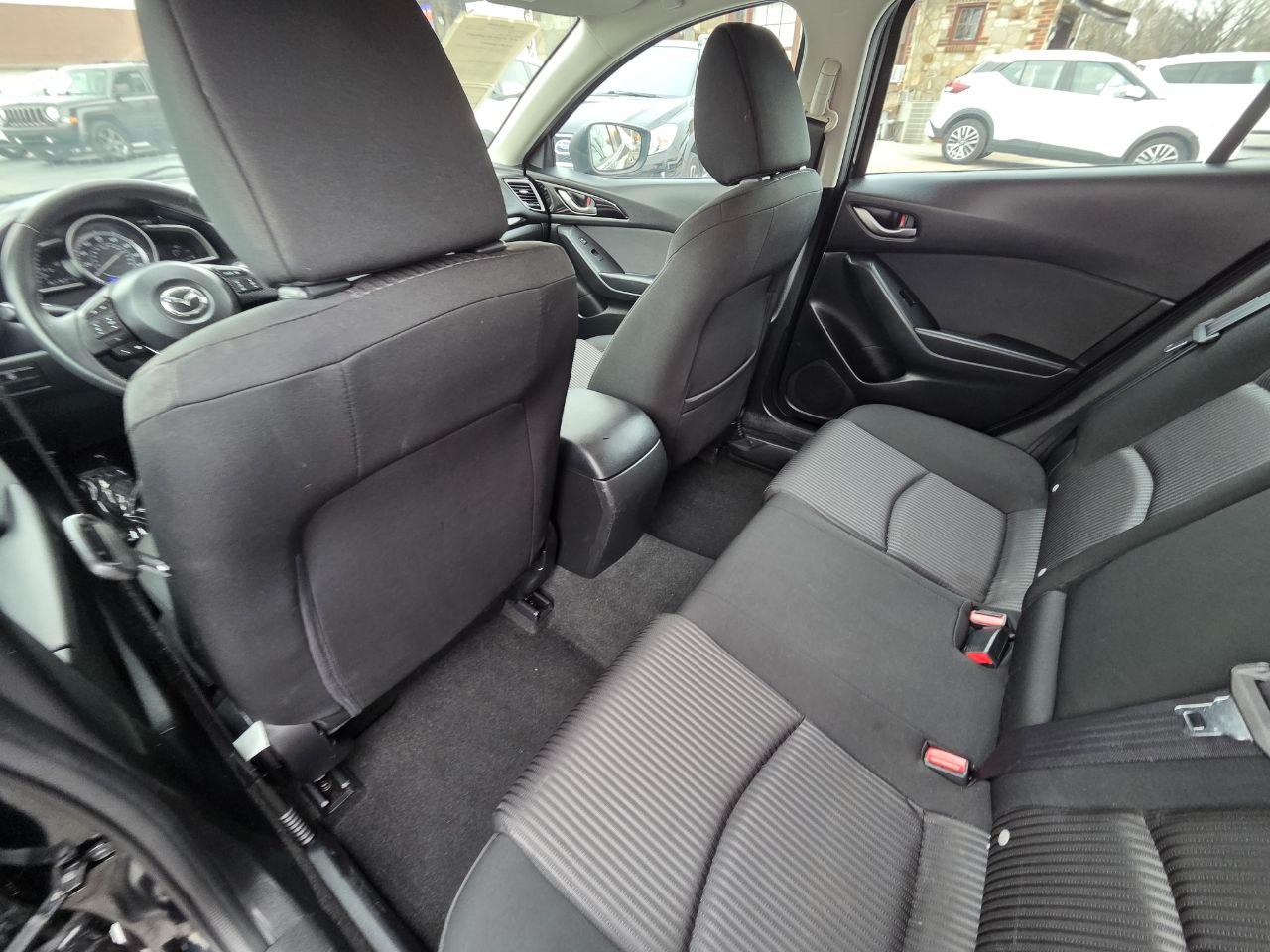 Mazda MAZDA3 i Touring AT 5-Door 2014