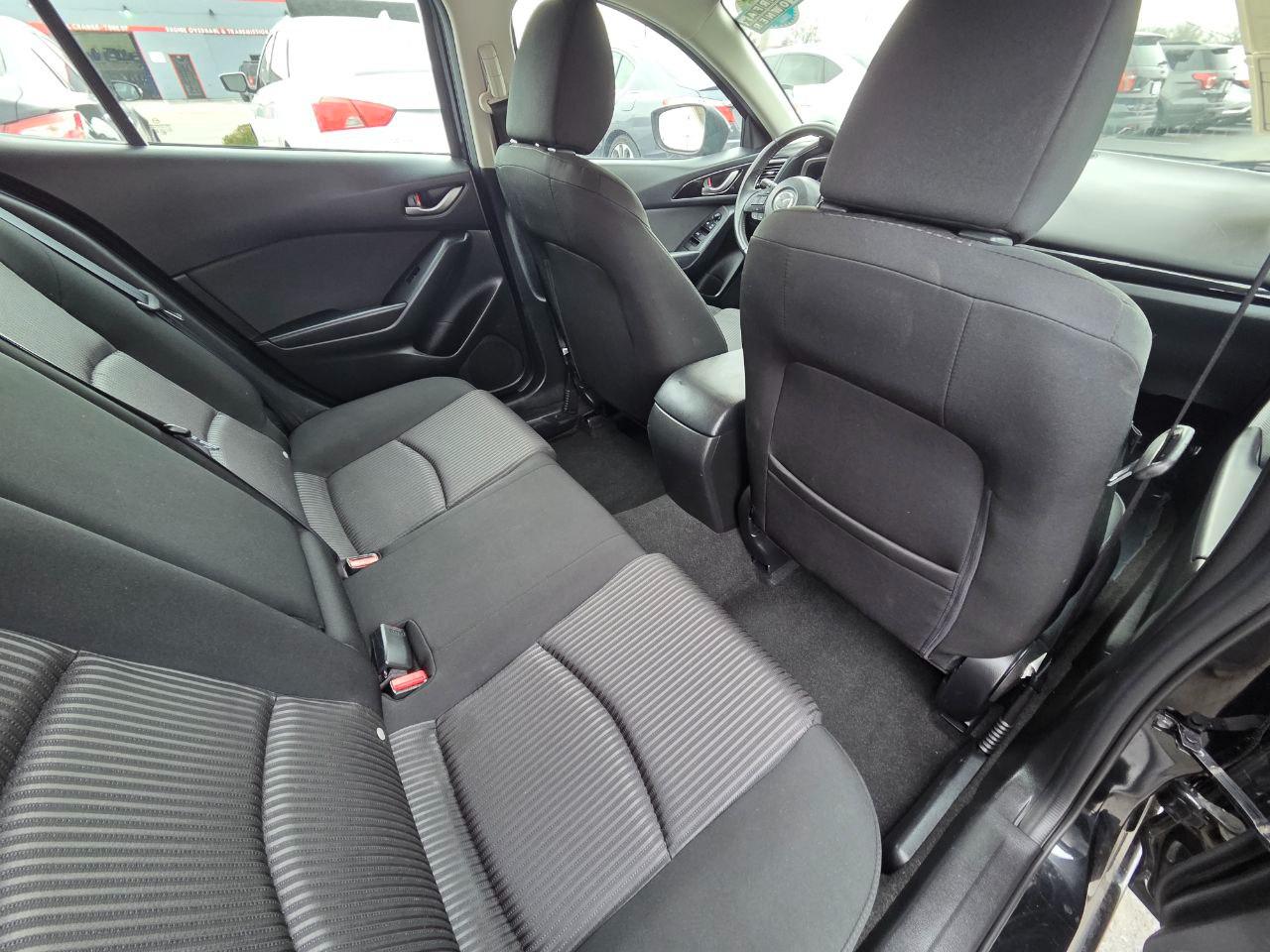 Mazda MAZDA3 i Touring AT 5-Door 2014