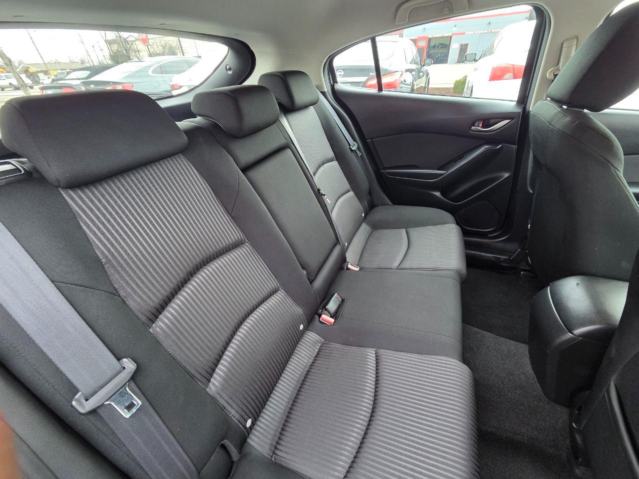 Mazda MAZDA3 i Touring AT 5-Door 2014