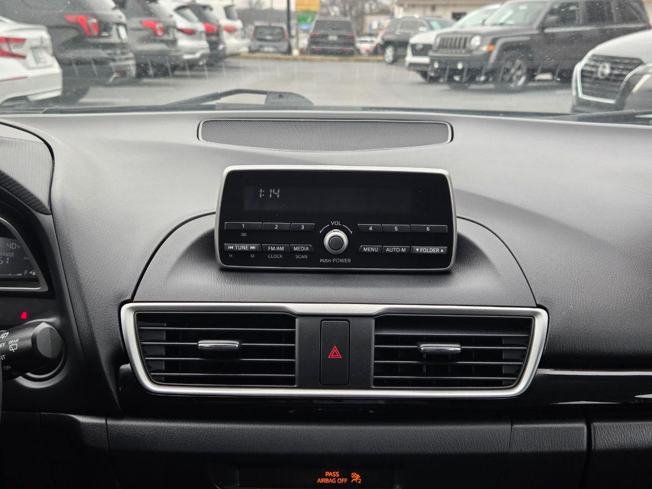 Mazda MAZDA3 i Touring AT 5-Door 2014