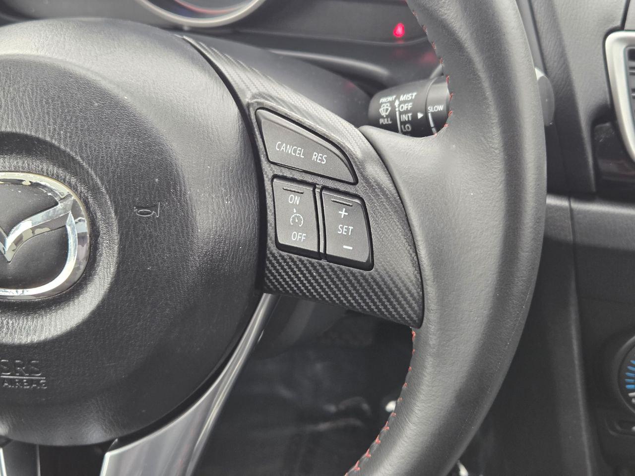 Mazda MAZDA3 i Touring AT 5-Door 2014