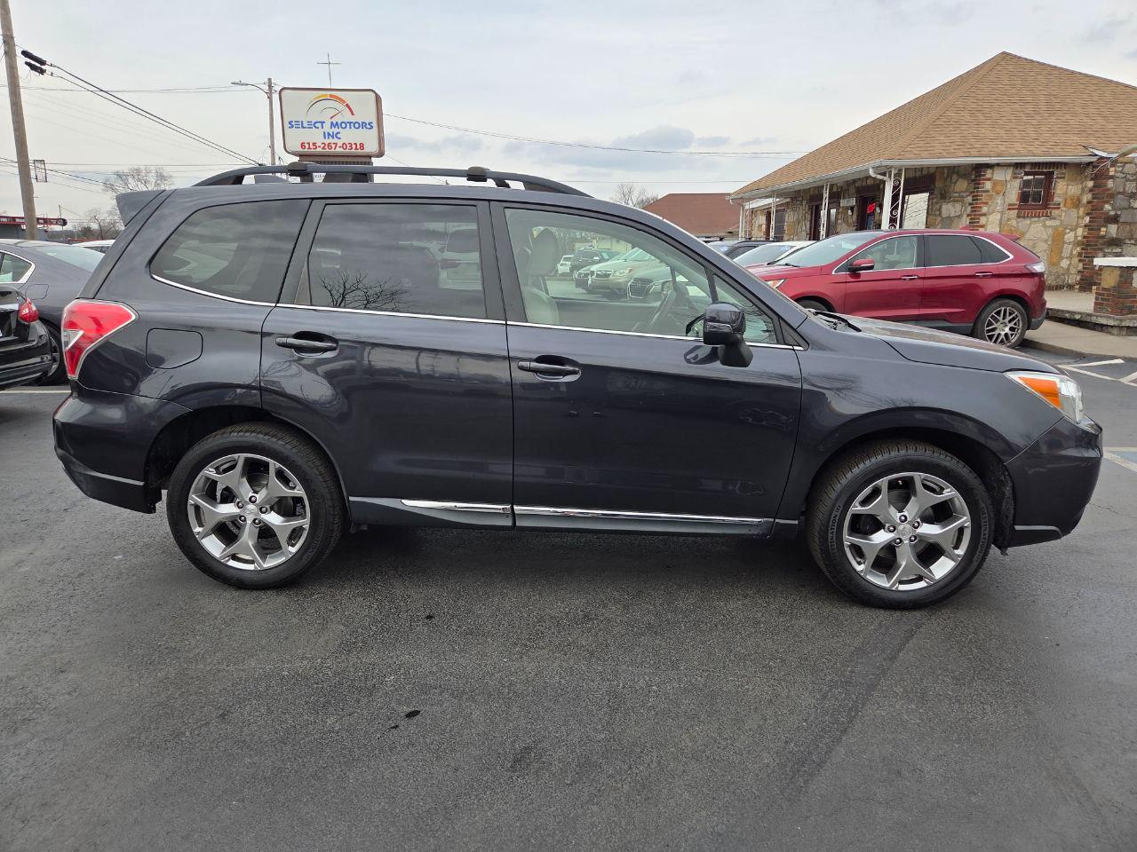 Subaru Forester 2.5i Touring 2016