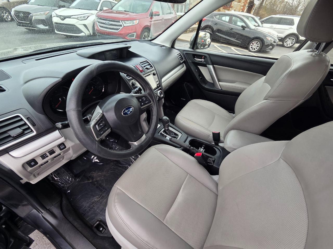 Subaru Forester 2.5i Touring 2016