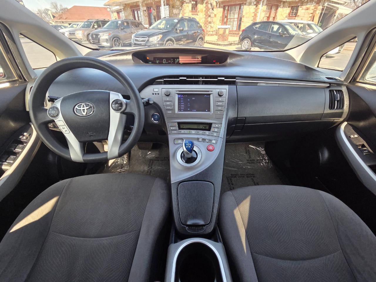 Toyota Prius Prius IV 2013