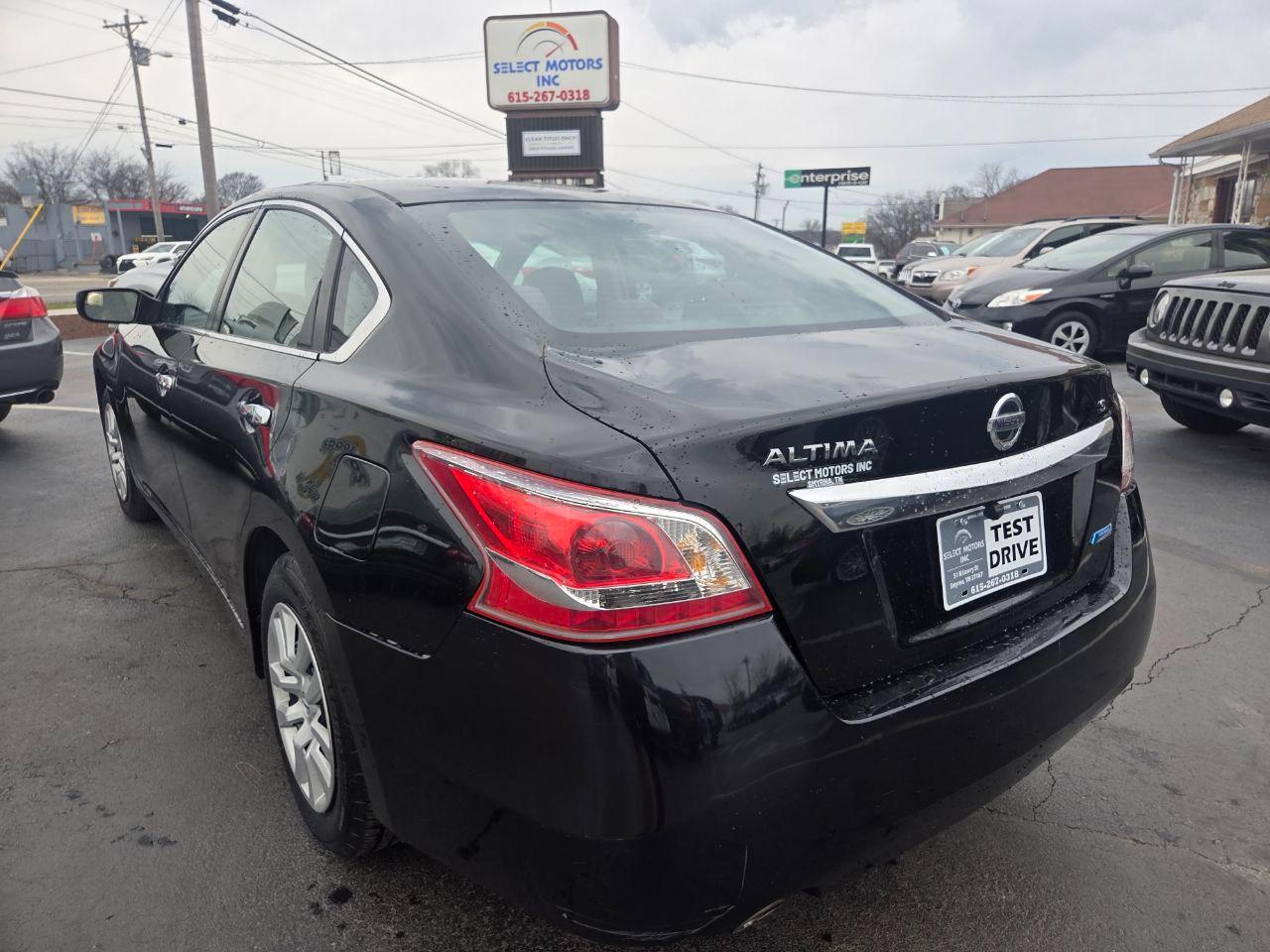 Nissan Altima 2.5 S 2013