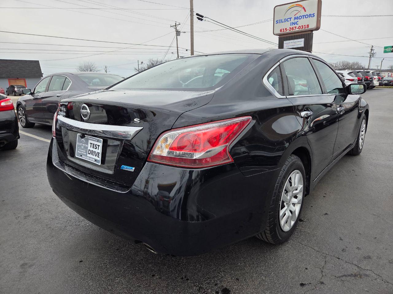 Nissan Altima 2.5 S 2013