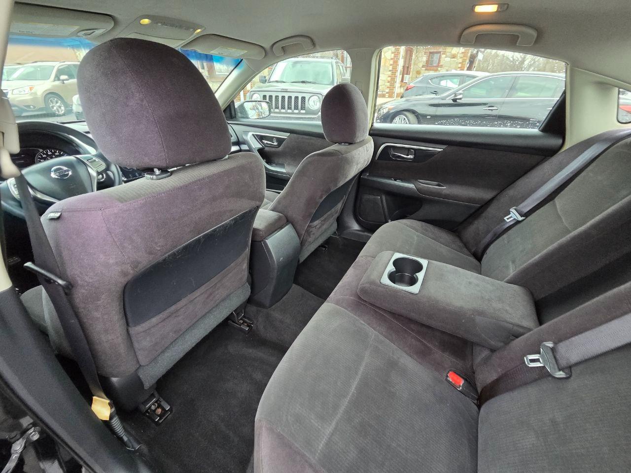 Nissan Altima 2.5 S 2013