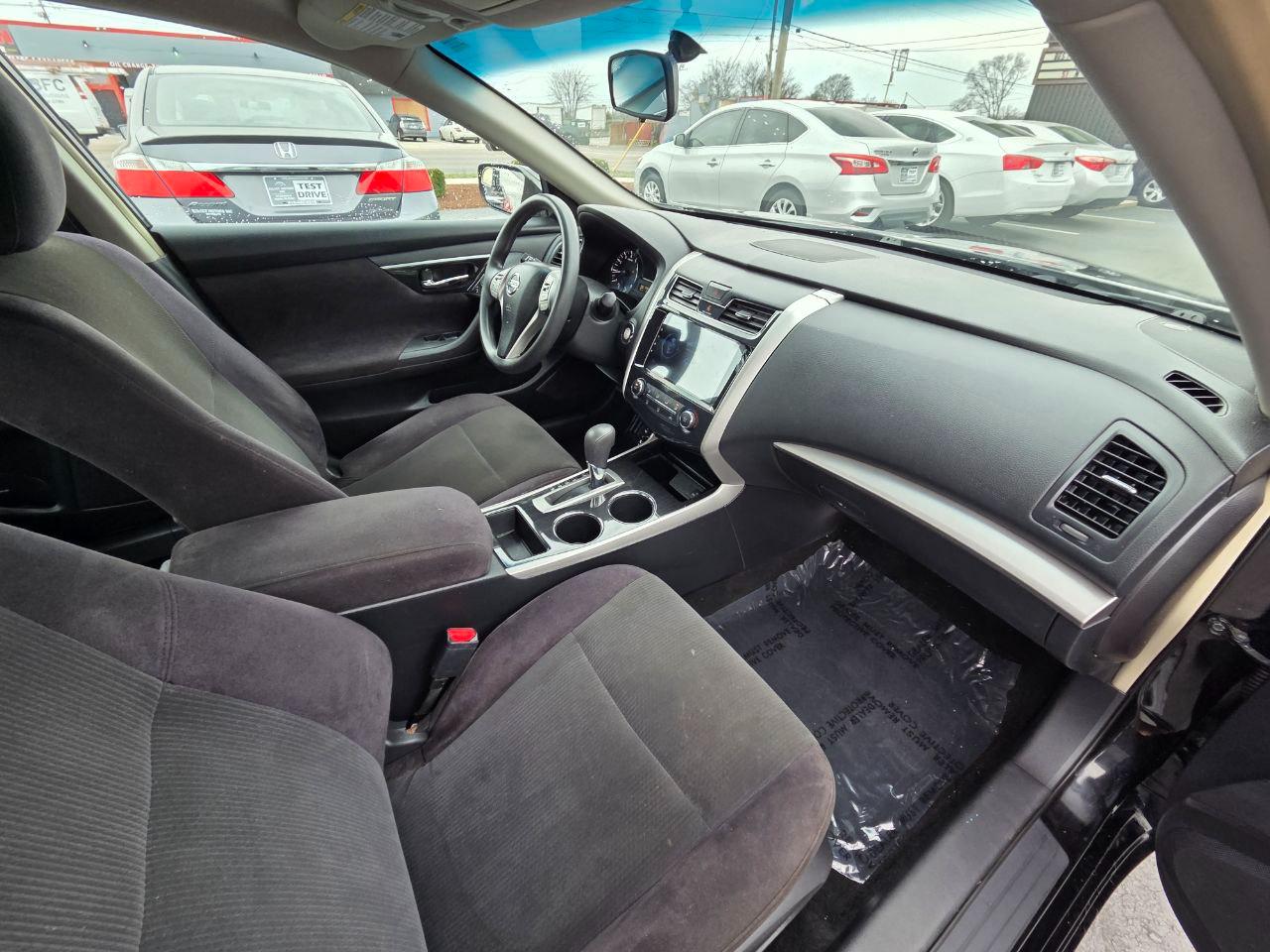 Nissan Altima 2.5 S 2013