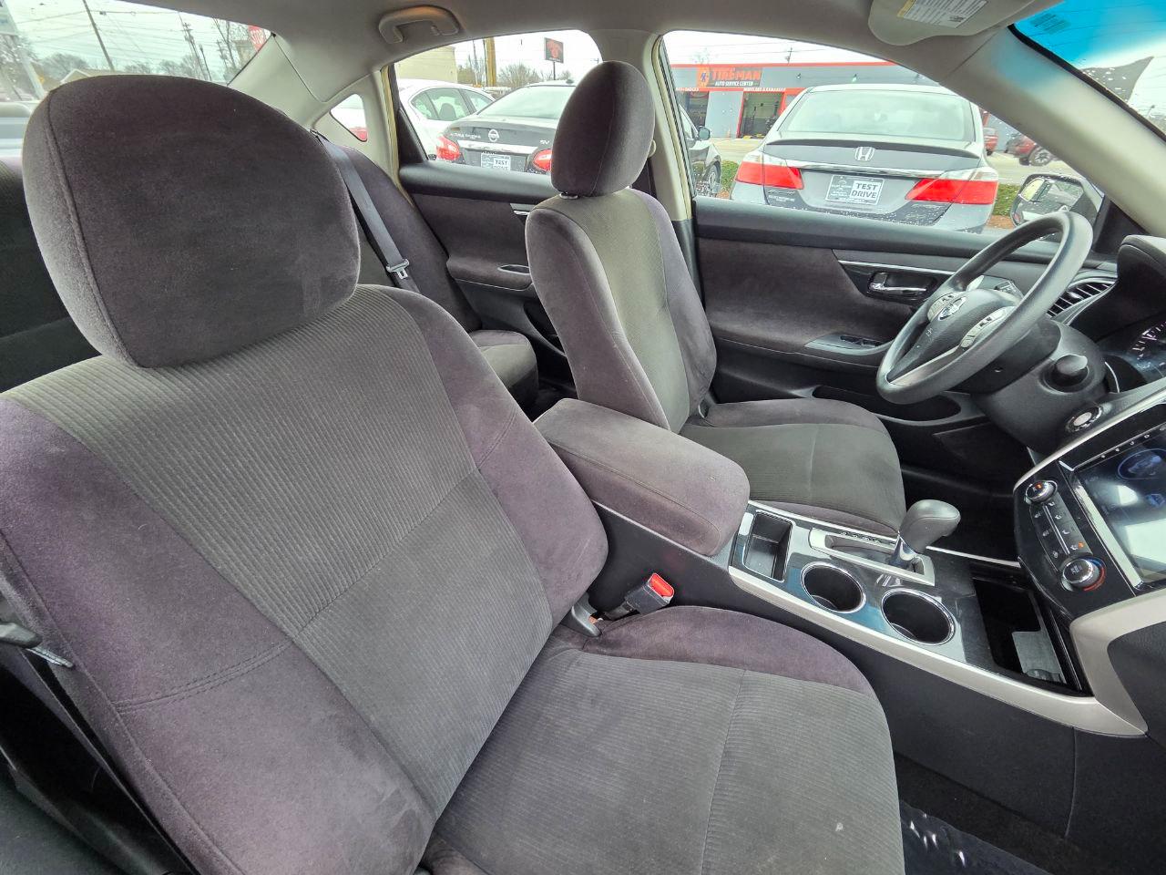 Nissan Altima 2.5 S 2013