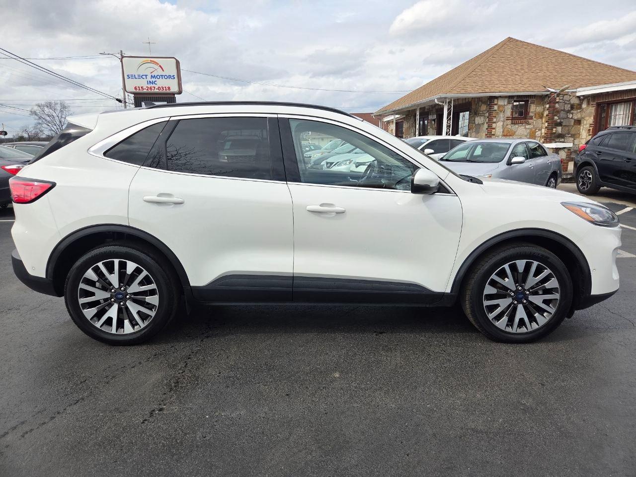 Ford Escape Titanium 4WD 2020