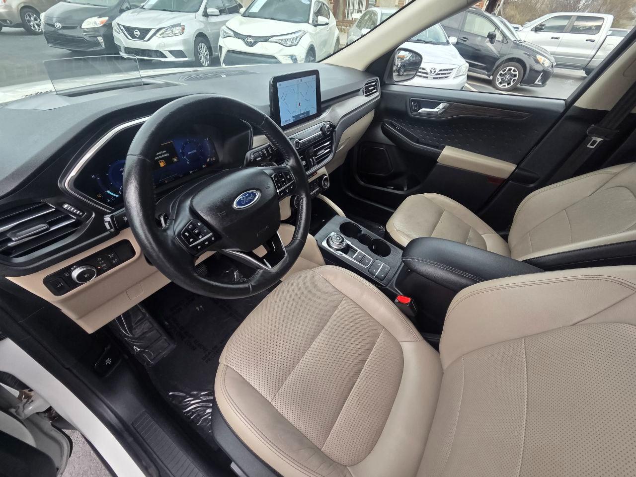 Ford Escape Titanium 4WD 2020