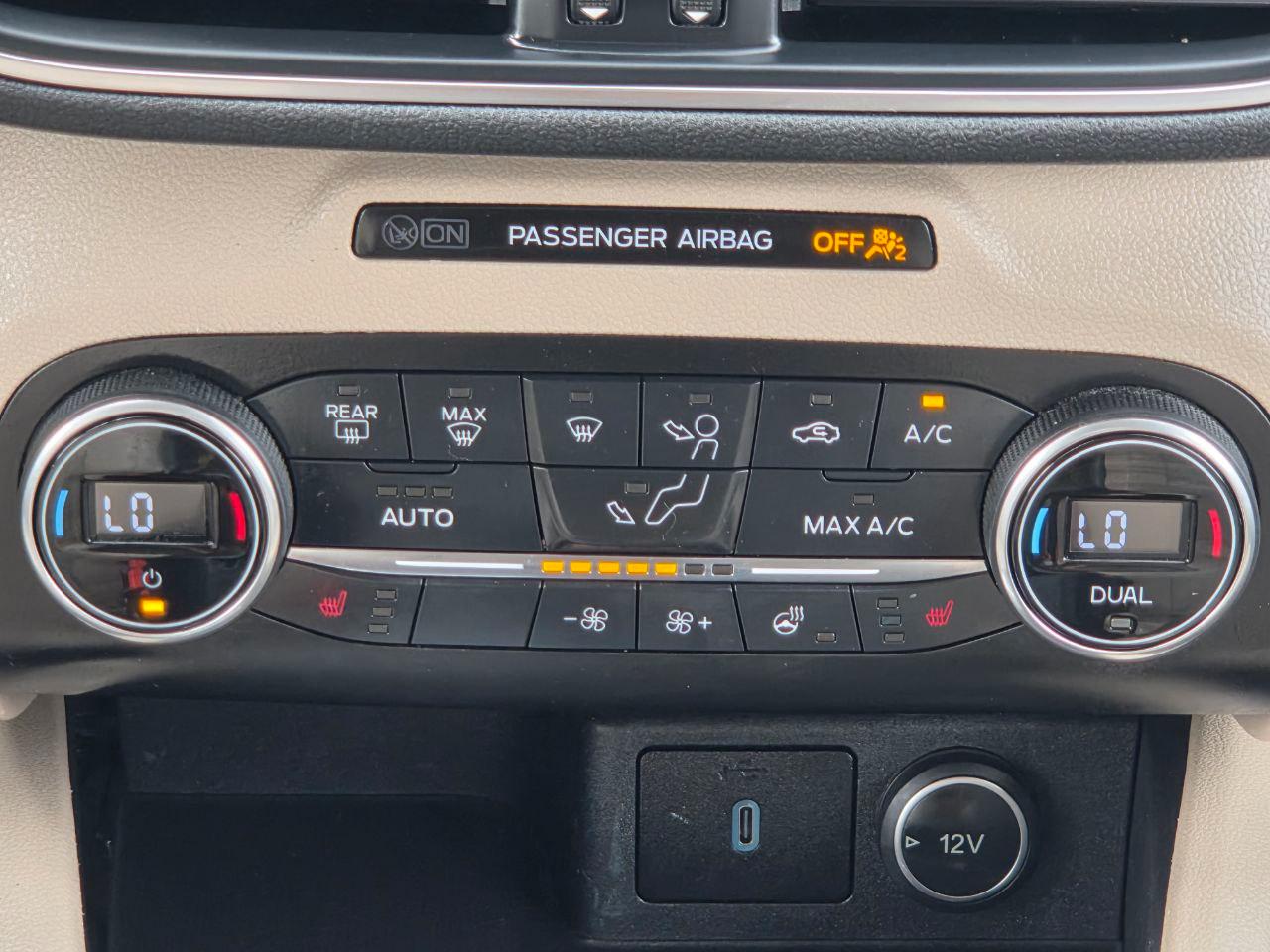 Ford Escape Titanium 4WD 2020