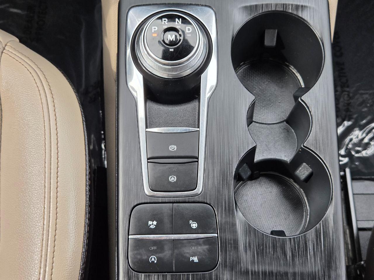 Ford Escape Titanium 4WD 2020