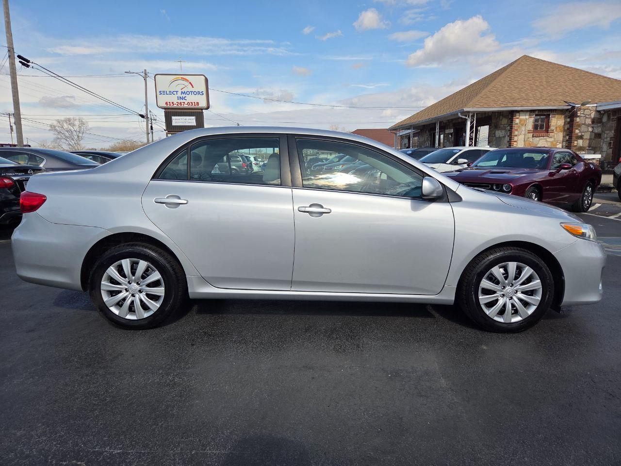 Toyota Corolla LE 2013