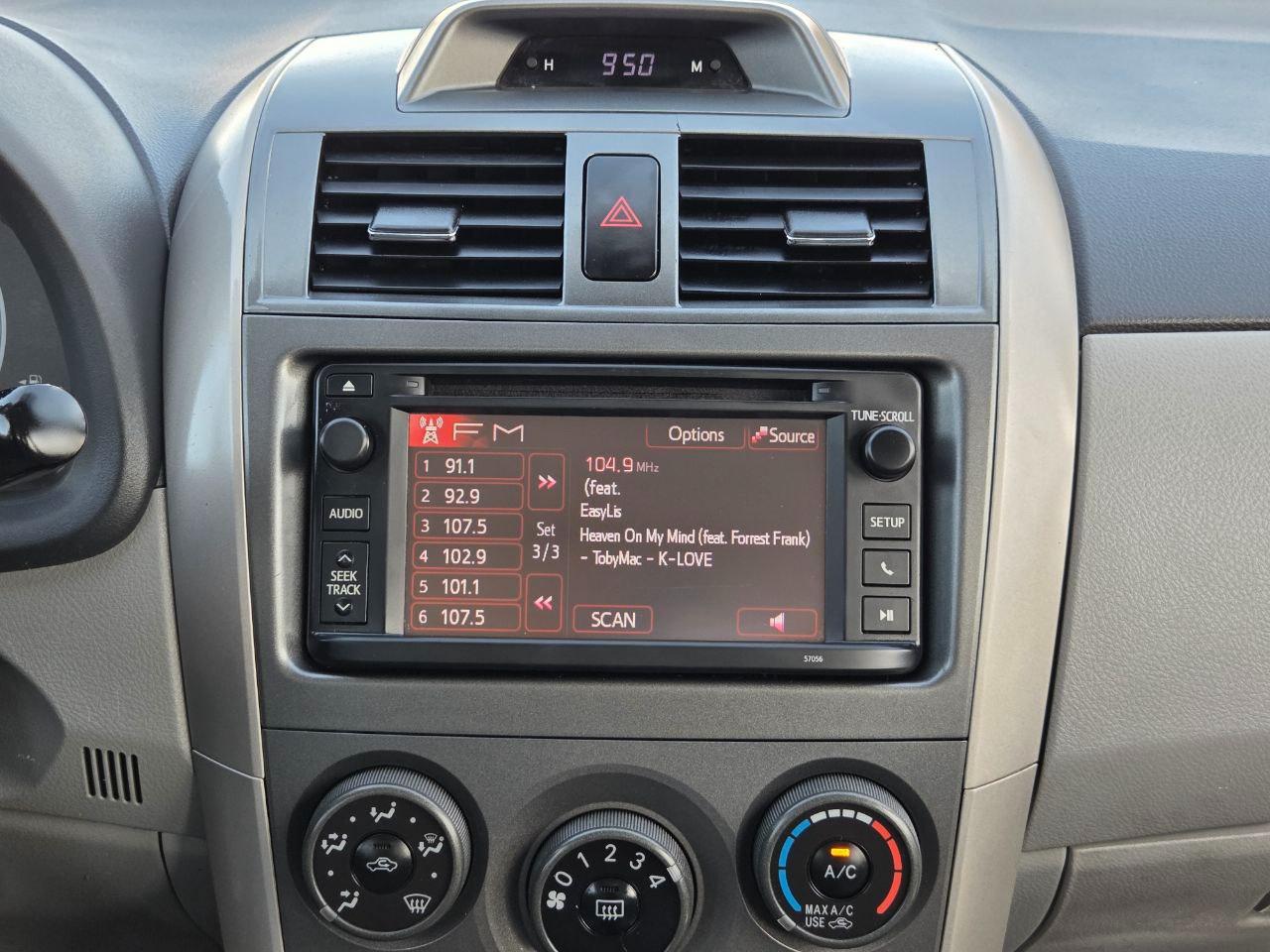 Toyota Corolla LE 2013