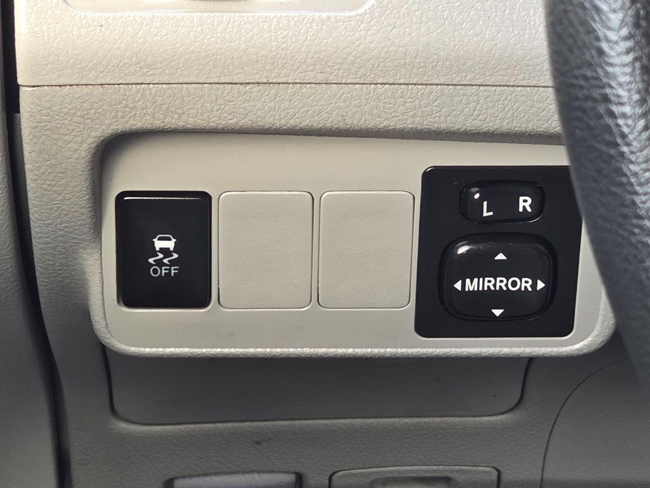 Toyota Corolla LE 2013