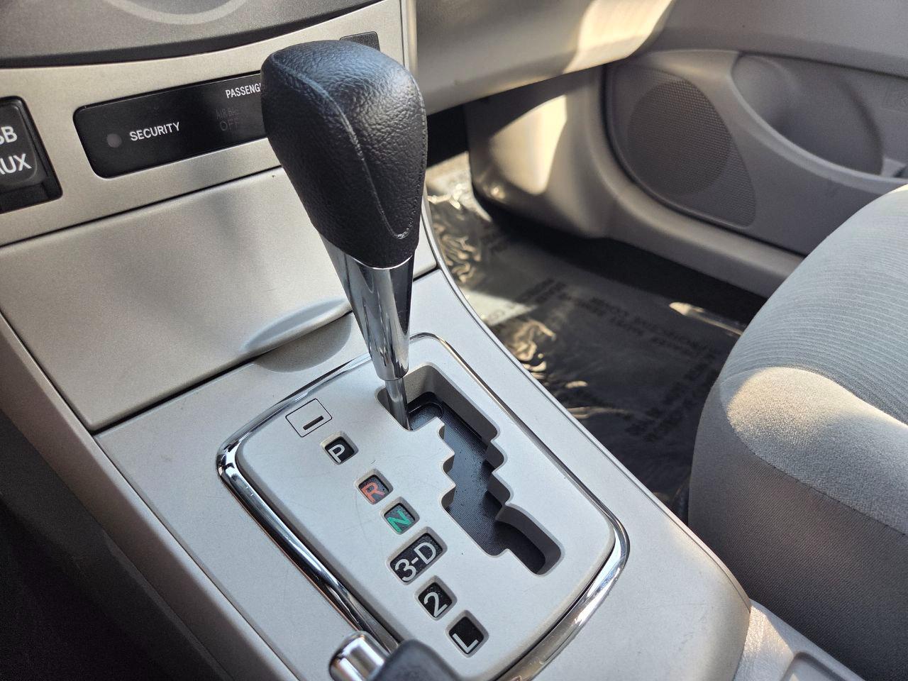 Toyota Corolla LE 2013