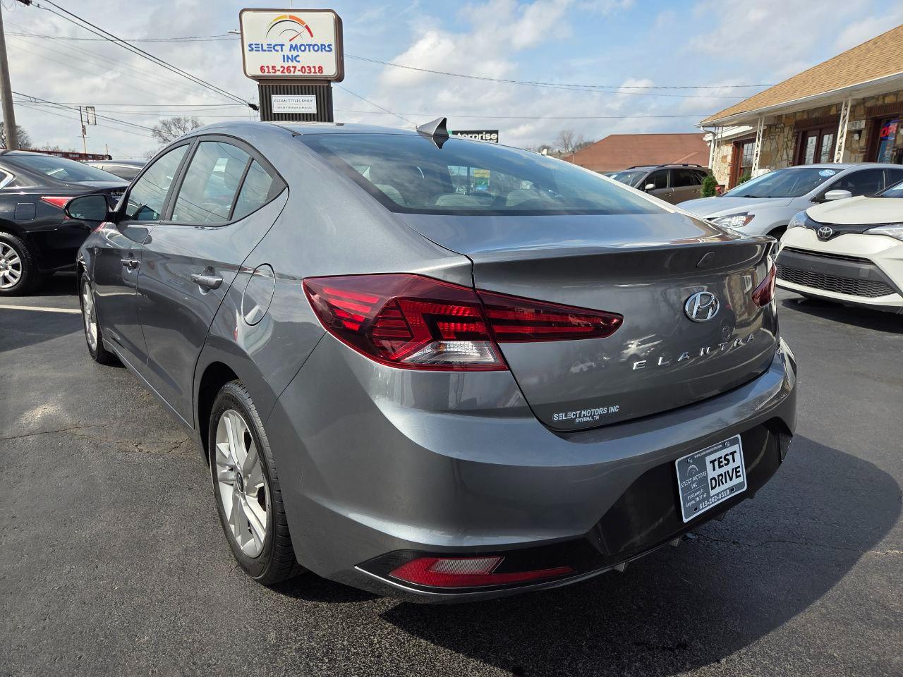 Hyundai Elantra SEL 2019