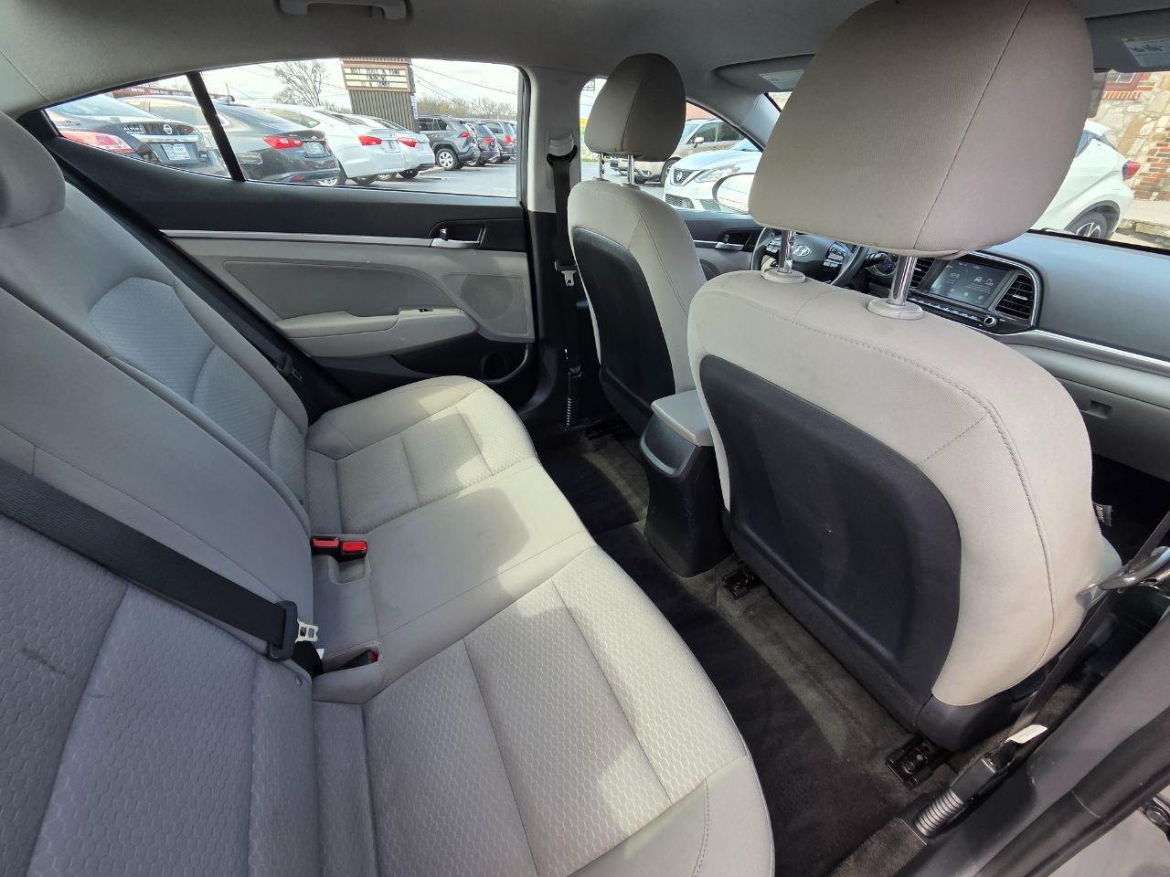 Hyundai Elantra SEL 2019