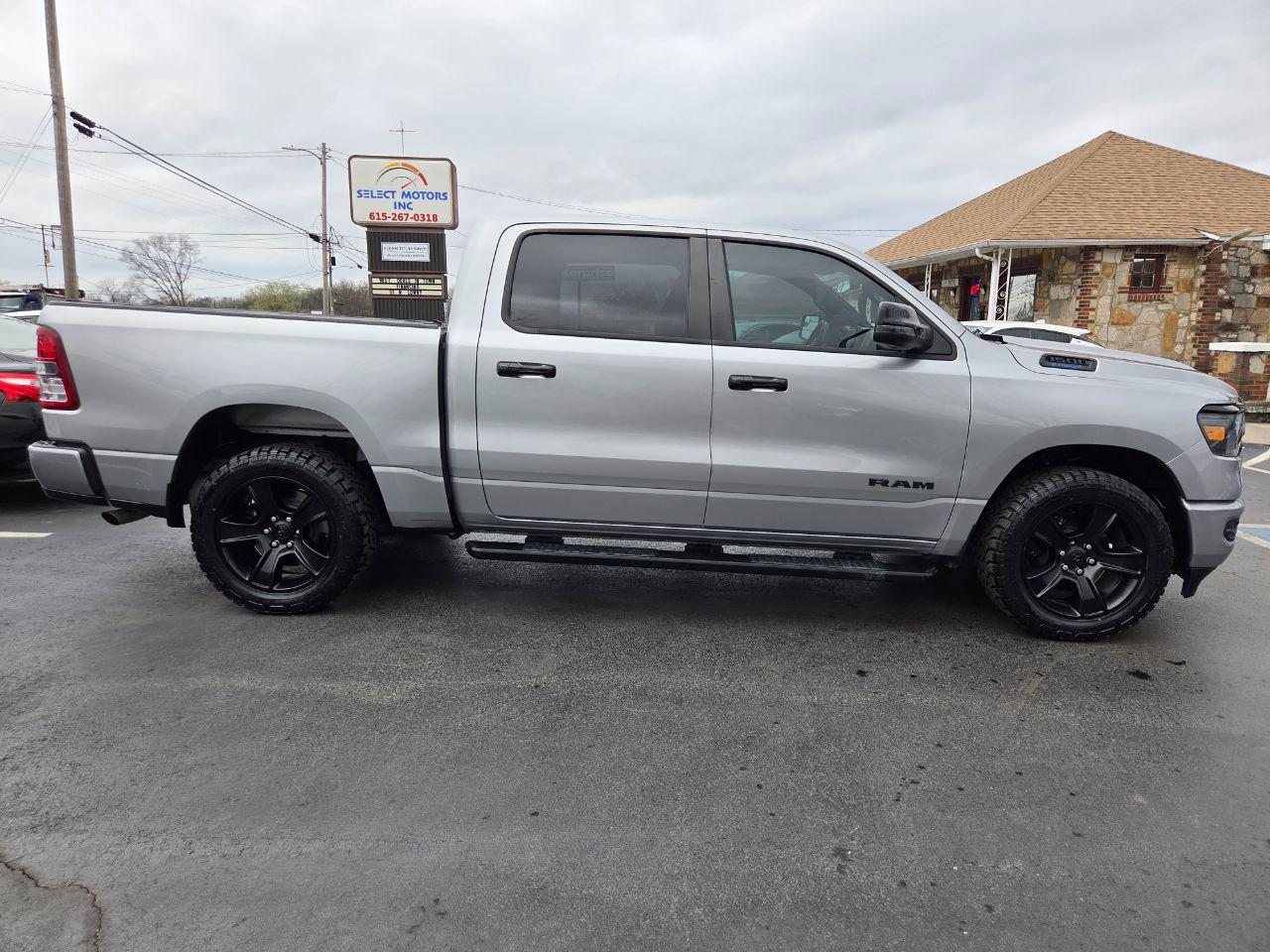 RAM 1500 Big Horn Crew Cab SWB 2WD 2023