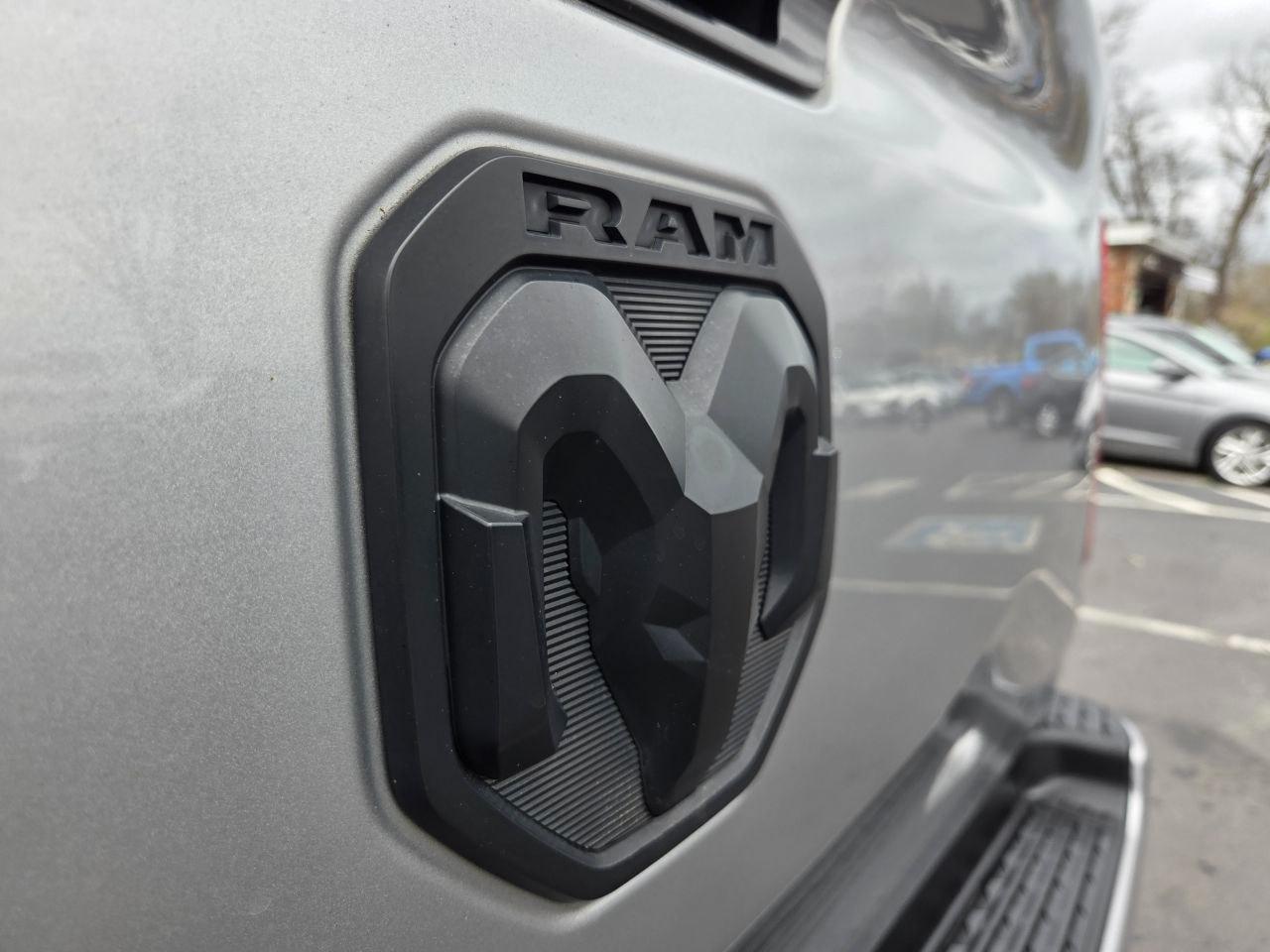 RAM 1500 Big Horn Crew Cab SWB 2WD 2023