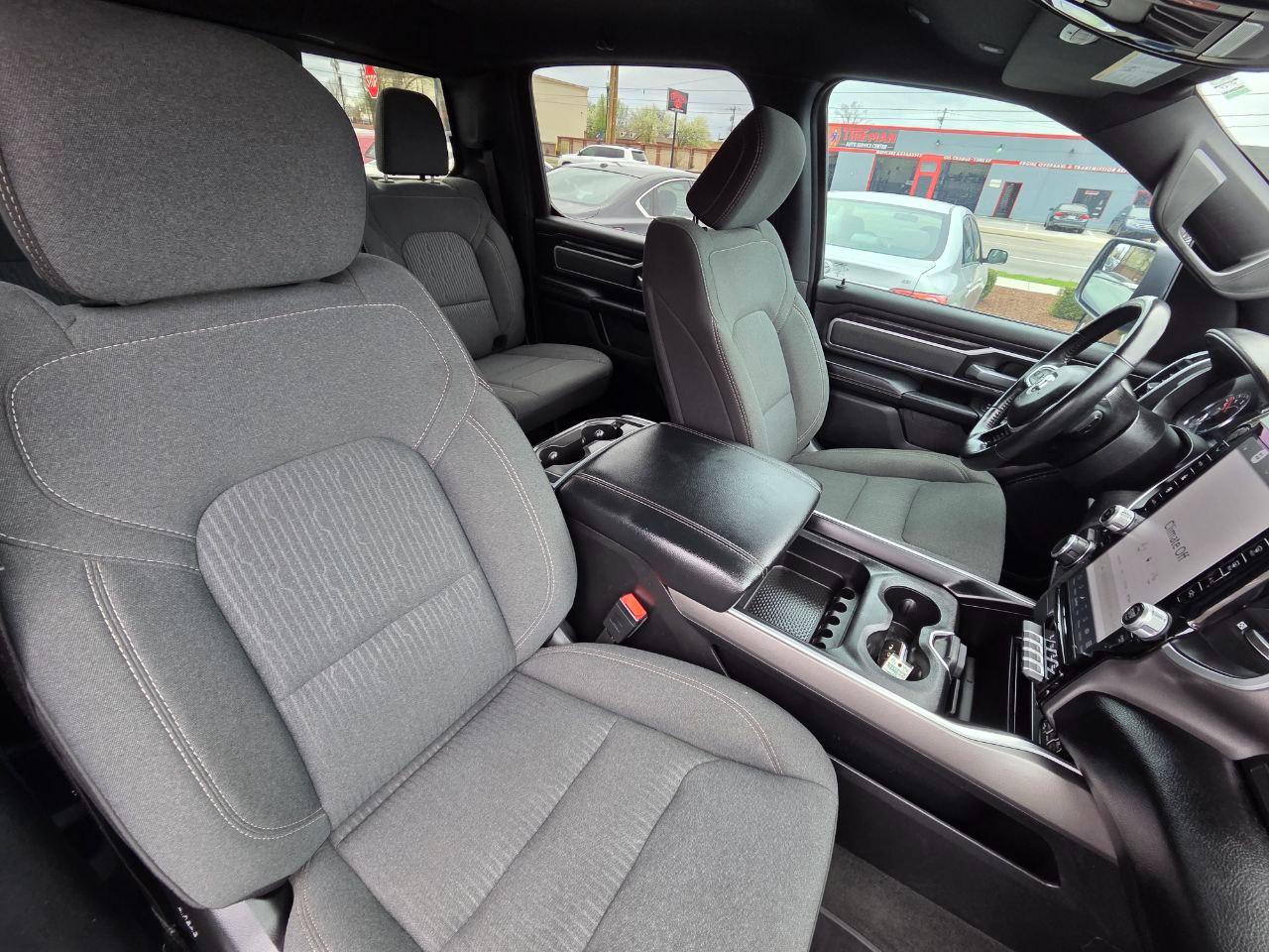 RAM 1500 Big Horn Crew Cab SWB 2WD 2023