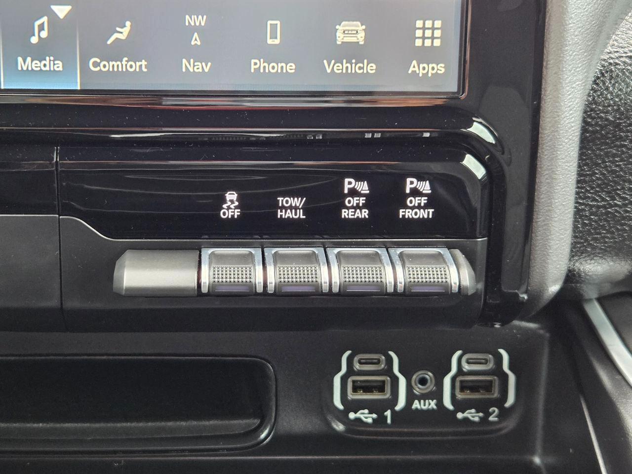 RAM 1500 Big Horn Crew Cab SWB 2WD 2023