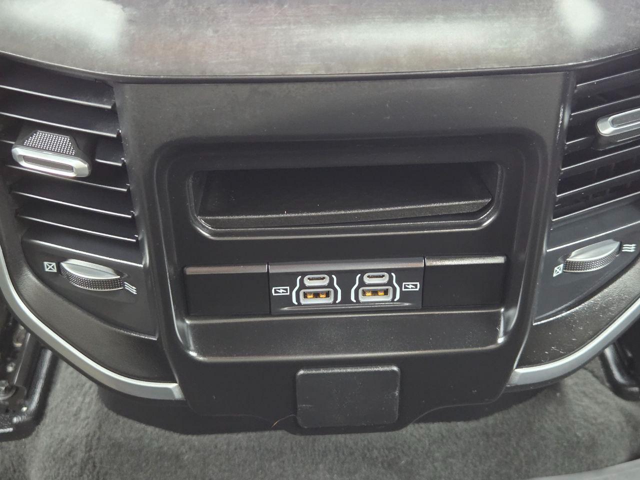 RAM 1500 Big Horn Crew Cab SWB 2WD 2023