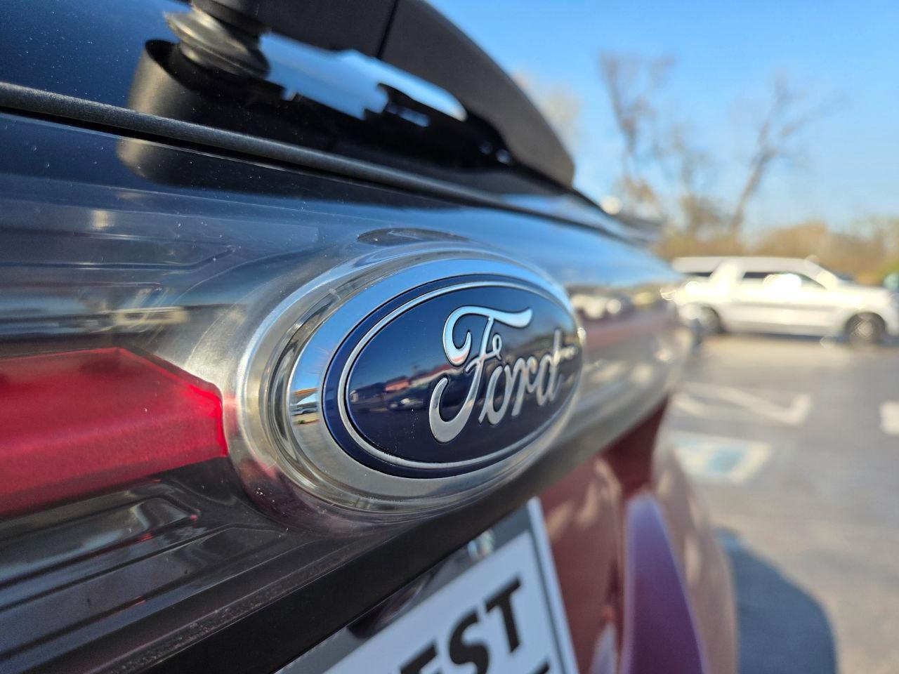 Ford Edge Titanium 2018