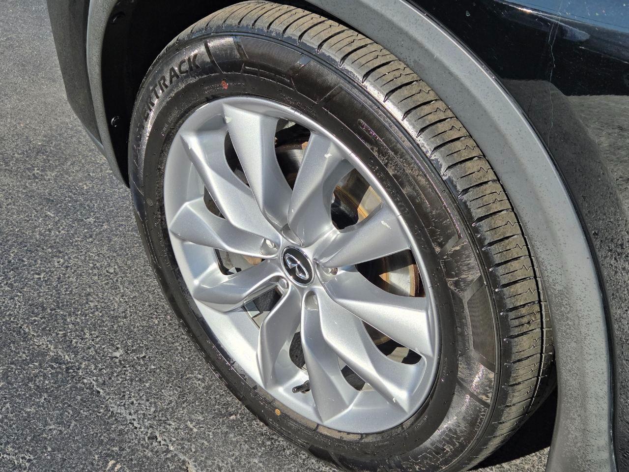 Infiniti QX50 ESSENTIAL AWD 2019