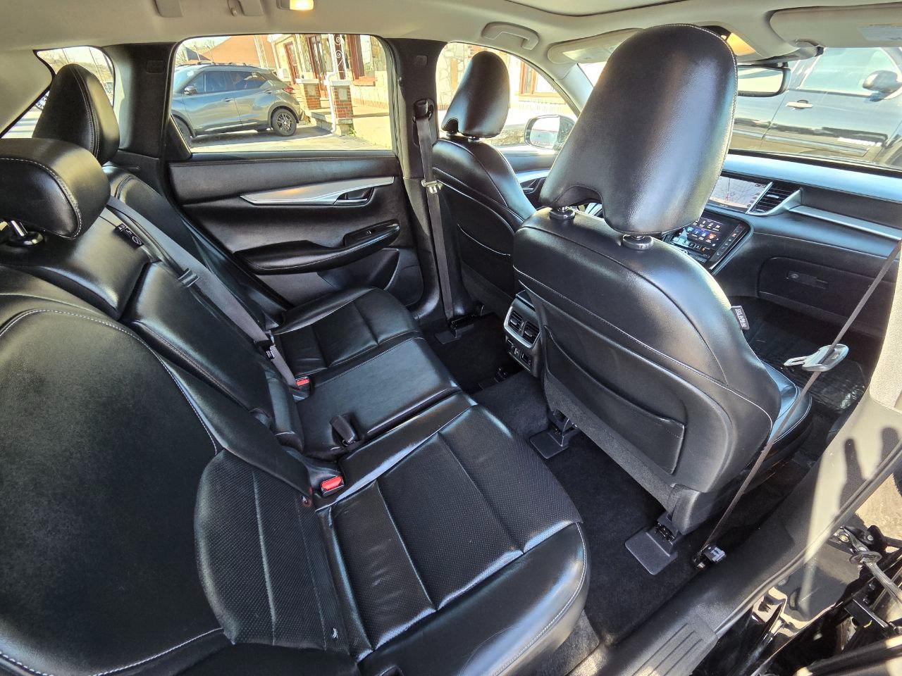 Infiniti QX50 ESSENTIAL AWD 2019