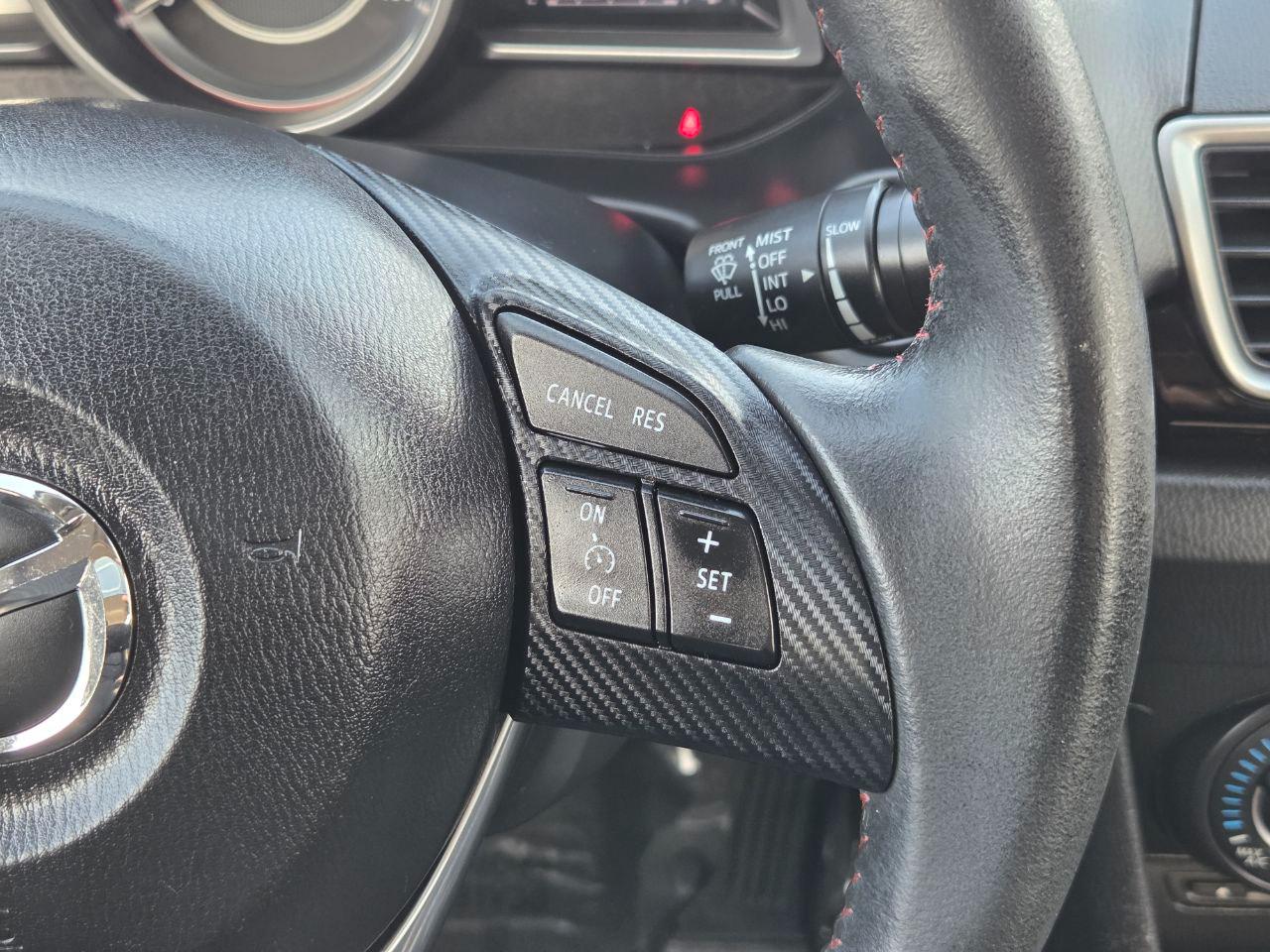 Mazda MAZDA3 i Touring AT 4-Door 2014