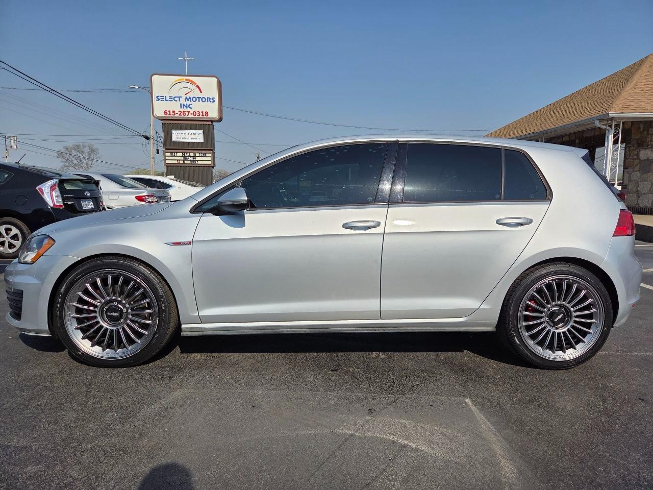 Volkswagen Golf GTI S 6A 4-Door 2017