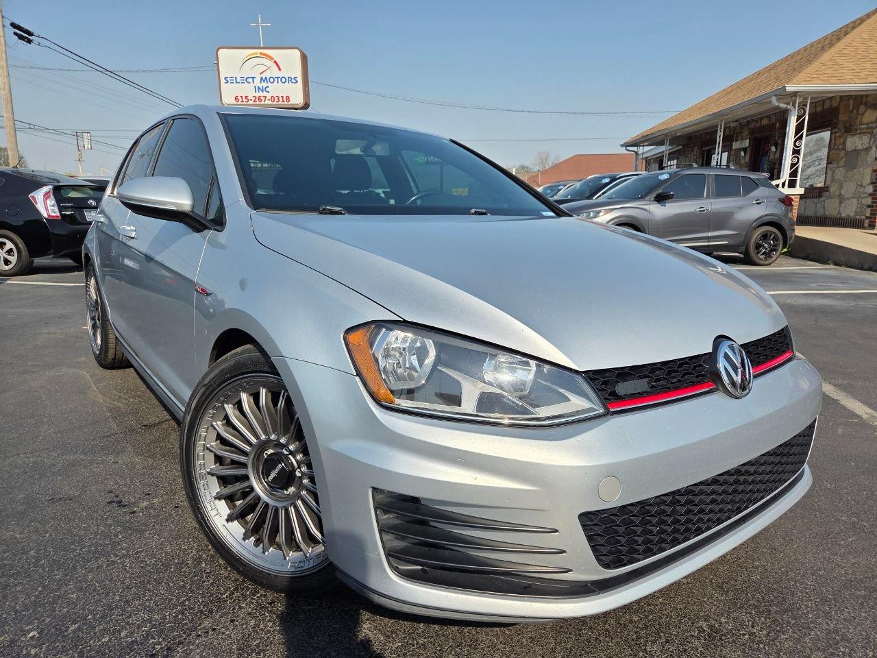 Volkswagen Golf GTI S 6A 4-Door 2017