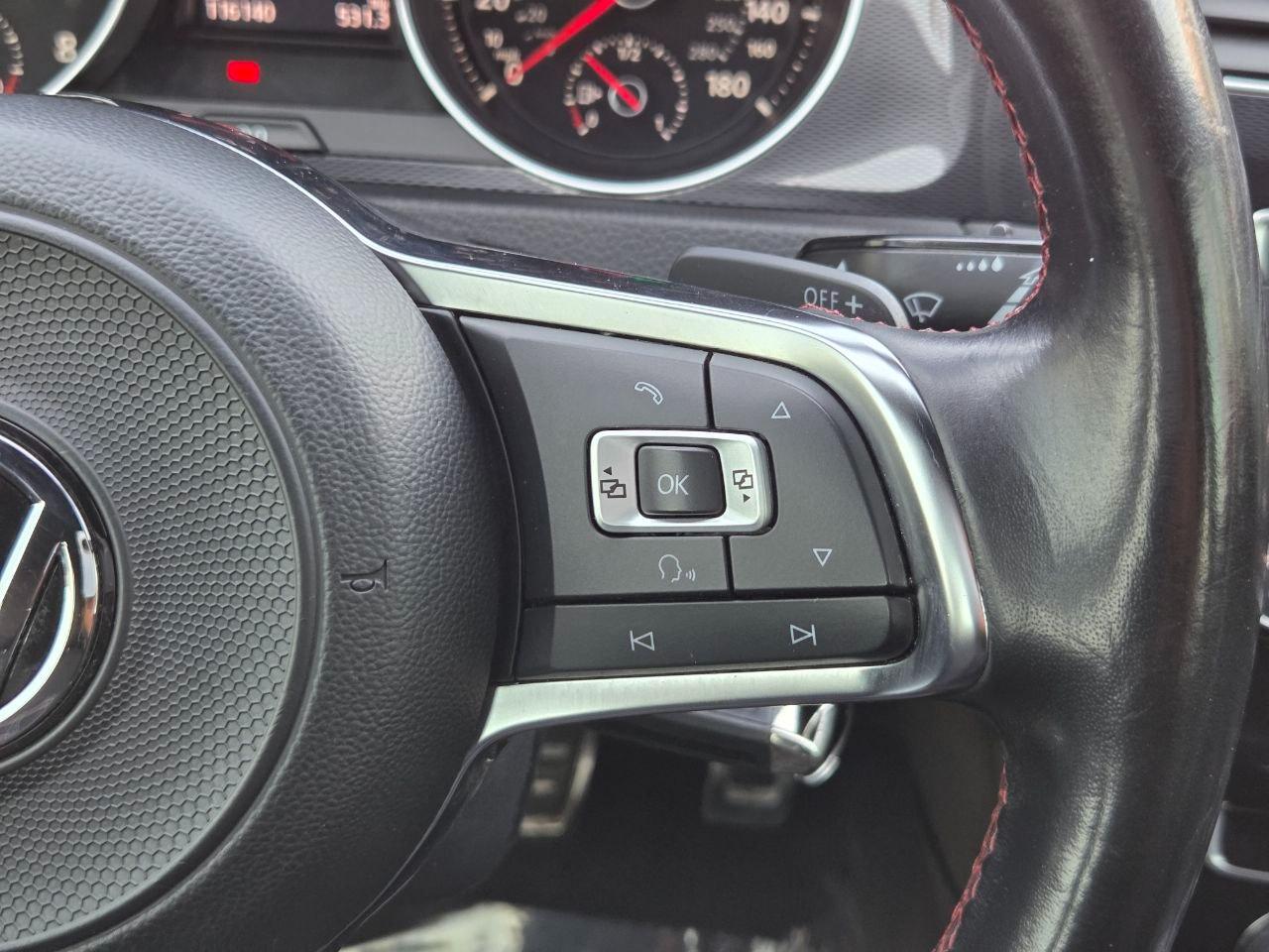 Volkswagen Golf GTI S 6A 4-Door 2017