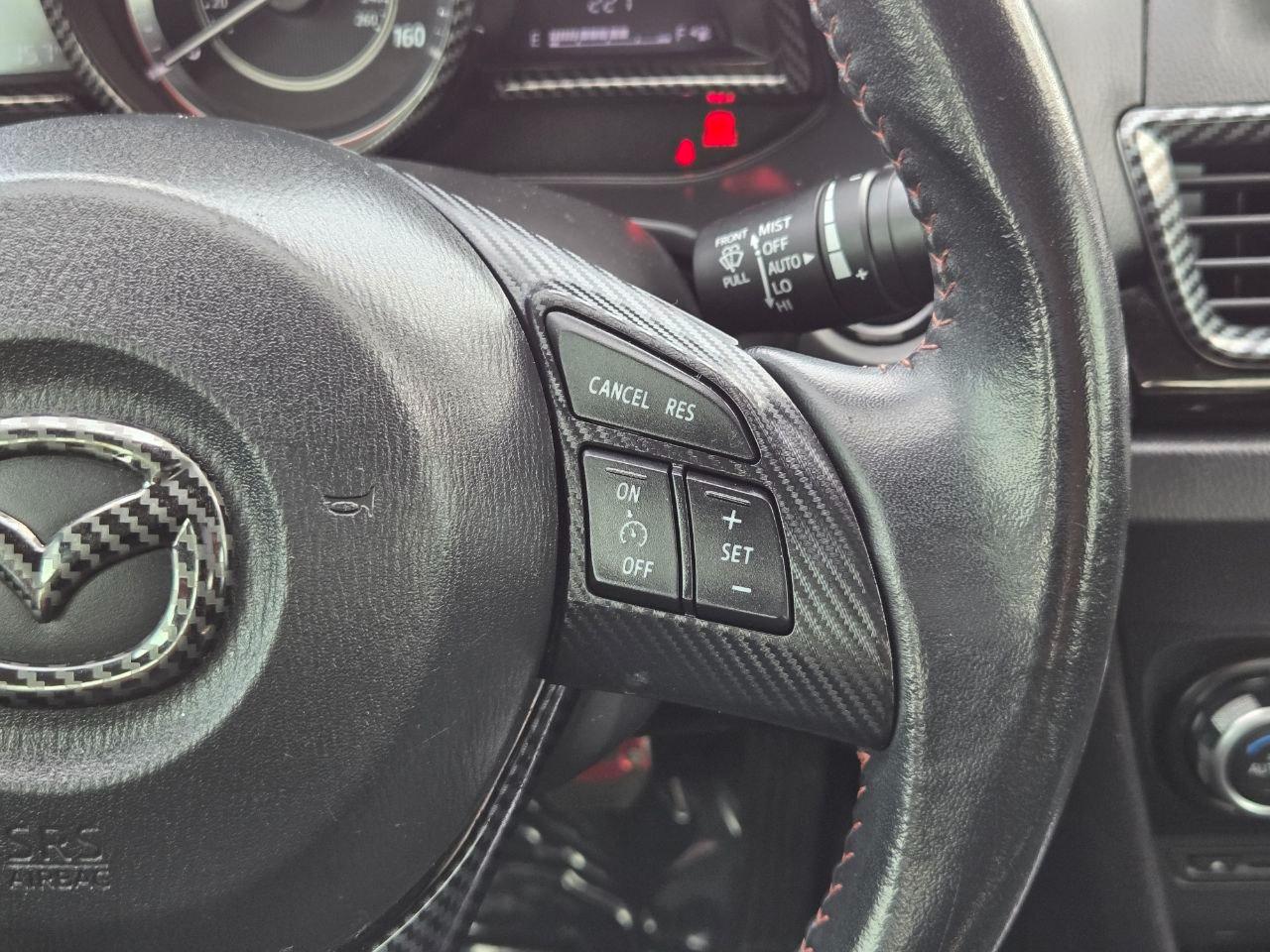 Mazda MAZDA3 i Touring MT 4-Door 2016