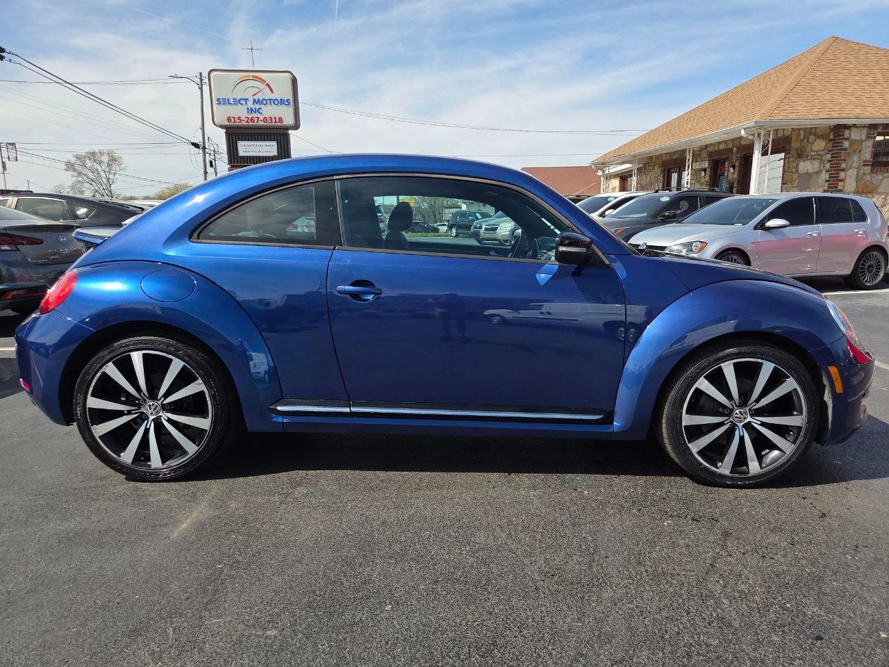 Volkswagen Beetle 2.0T Turbo 2012