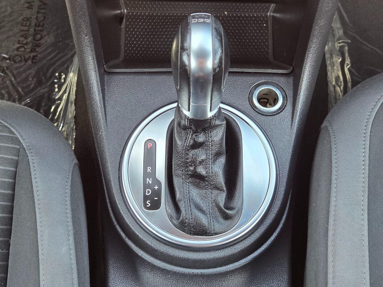 Volkswagen Beetle 2.0T Turbo 2012