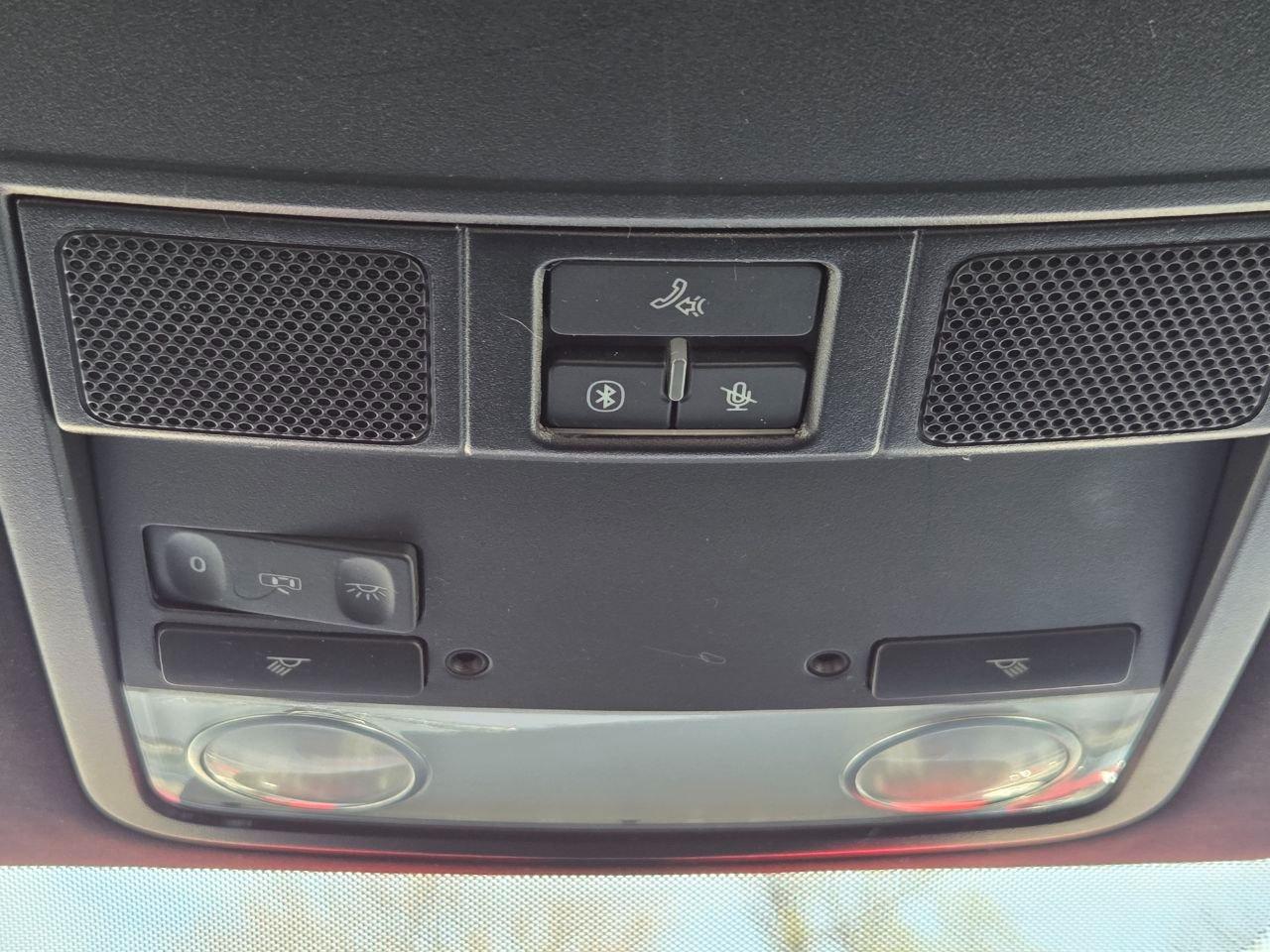 Volkswagen Beetle 2.0T Turbo 2012